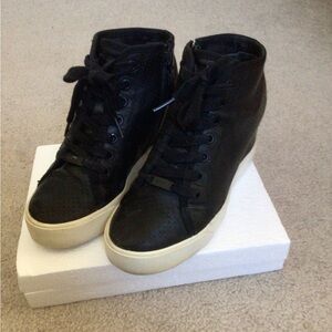 DKNY HIDDEN WEDGE PERFORATED HIGH BLACK LEATHER SNEAKERS- WOMENS- SZ 6